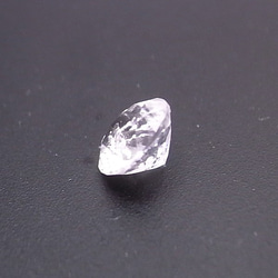 クォーツ水晶(Quartz) 　ルース（ラウンドカット）　5mm　gs-sp-8020 3枚目の画像