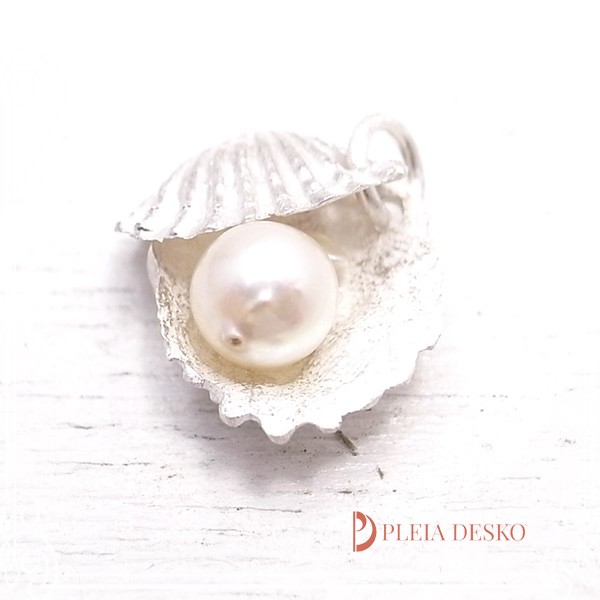 PLEIA DESKO　パメラ2(ペンダント)　ペンダントトップ　de-100-pd-43 13,485円