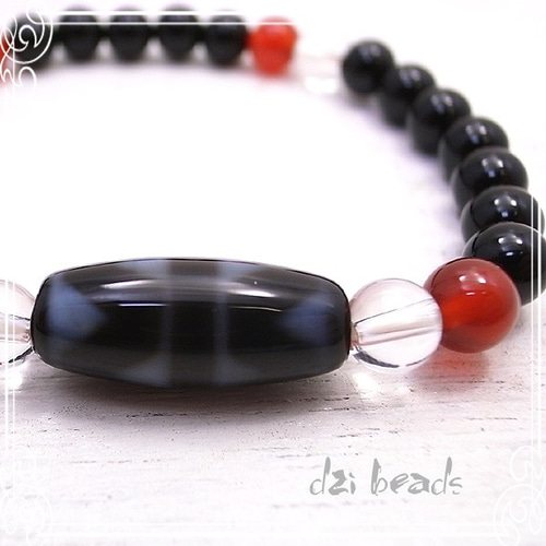 天珠虎牙珍珠手鍊de-11-dz-46 手鍊trésor 的作品8399107｜Creema