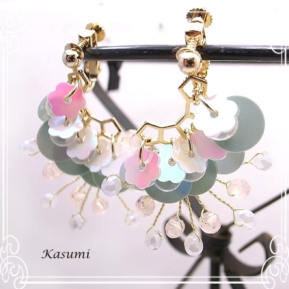 Kasumi亮片和珠子花耳環de-59-ks-265 第5張的照片
