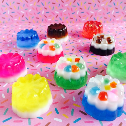 カラフルモザイクゼリーのキーホルダー（いちご） キーホルダー Fruit