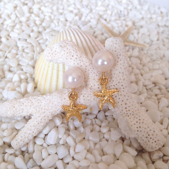 ♡095-2　white pearl with gold starfish 2枚目の画像