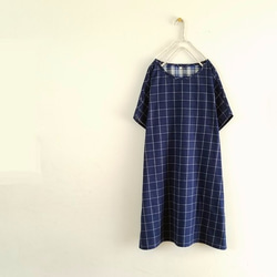 播州織ダブルガーゼのポンチョ。ウインドウペンチェック。ネイビー。　M・L【受注製作】 1枚目の画像