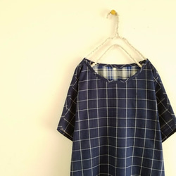 播州織ダブルガーゼのポンチョ。ウインドウペンチェック。ネイビー。　M・L【受注製作】 2枚目の画像