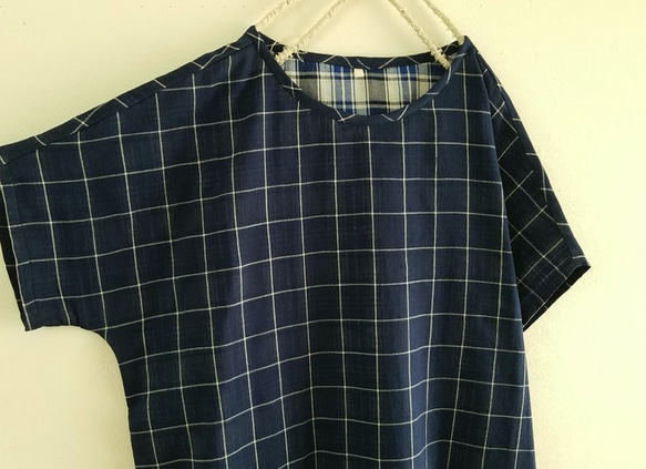 播州織ダブルガーゼのポンチョ。ウインドウペンチェック。ネイビー。　M・L【受注製作】 4枚目の画像