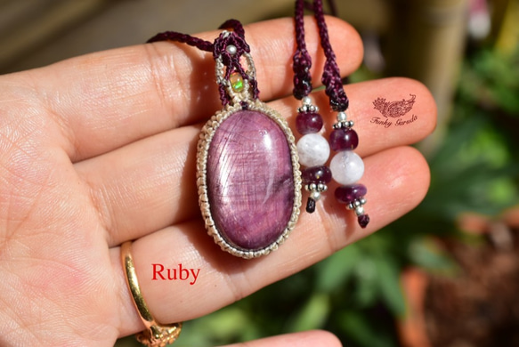 輝く十字★70ct スタールビー★マクラメペンダント ruby020 ピンク輝く十字☆70ct スタールビー☆マクラメペンダント