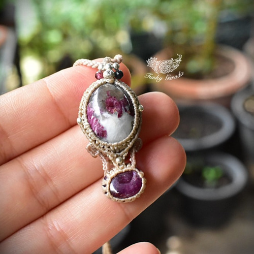 ピンクの砦☆ルビーインクォーツ ルビー マクラメペンダント