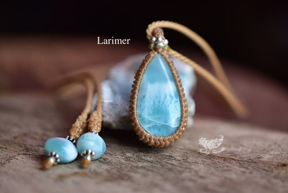 Innocent Drops ★ 高品質 Chatoyancy ★ Larimar Macrame Pendant lary01 第1張的照片