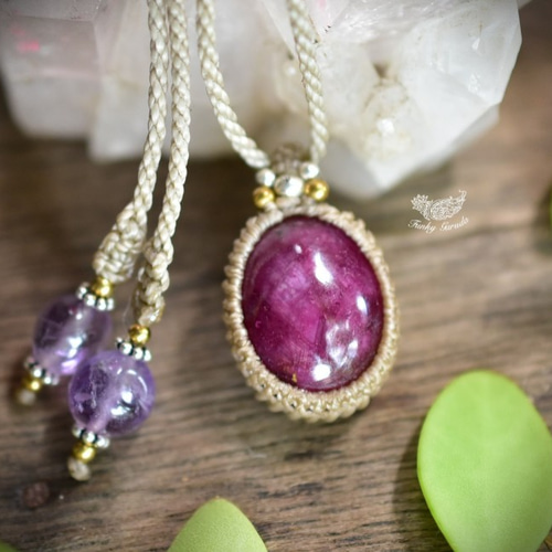 繊細な煌めき☆40ctスタールビー マクラメペンダント rubyy025