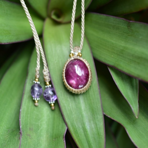 繊細な煌めき☆40ctスタールビー マクラメペンダント rubyy025