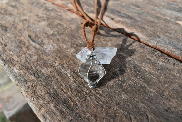 罕見★帶爪燈★Herkimer Diamond Wire Art Pendant H. 第7張的照片