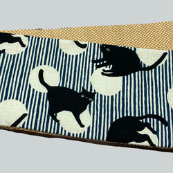 縦縞水玉に黒猫柄　半幅帯リバ長尺 4枚目の画像