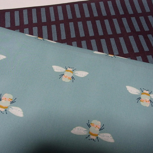 ○○やさしい色味の蜂さん柄半幅帯新品リバ 着物 お羊屋 通販 3699896  