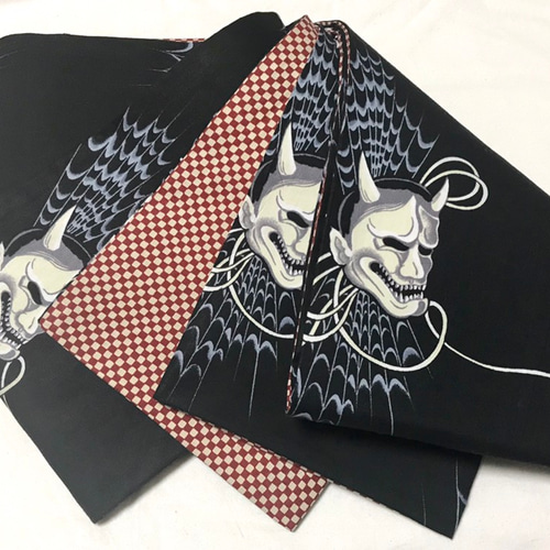 【最終値下げ】クモの巣デザイン 半幅帯 黒 般若面に蜘蛛の巣柄 半幅帯新品 着物 お羊屋 通販 6726025｜Creema