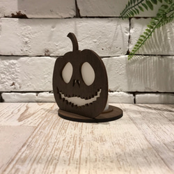 木のかぼちゃランプ「かぼちゃ5」LEDキャンドル付き 5枚目の画像