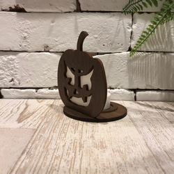 木のかぼちゃランプ「かぼちゃ2」LEDキャンドル付き 5枚目の画像