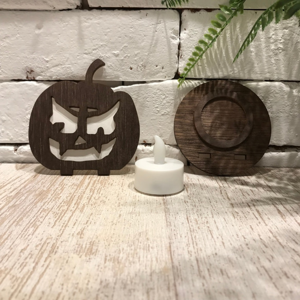 木のかぼちゃランプ「かぼちゃ2」LEDキャンドル付き 6枚目の画像