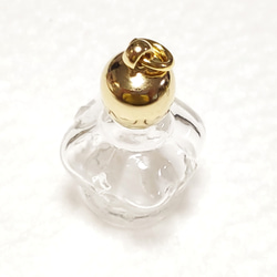 ミニ香水瓶(小瓶＋蓋セット)　王冠　スポイト付(ミニ香水瓶用） 3枚目の画像