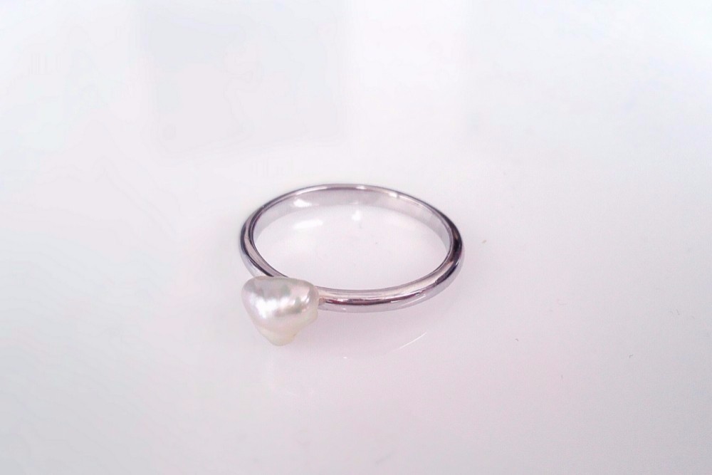SV925プリマ*- ホワイト 1粒アコヤパールリング