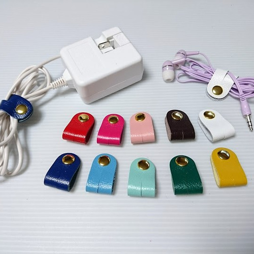 イヤホンケーブルクリップ コードクリップ コード まとめる 便利グッズ 6個 007202605.jpg