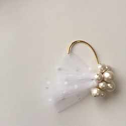 (Bridal collection) Cottonpearl×dot tulle イヤーフック(片耳) ★ white 1枚目の画像