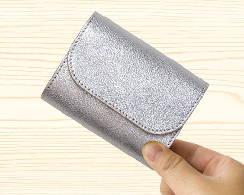 ミニ財布【お札が折れない】（シルバー） その他ミニ財布・コンパクト
