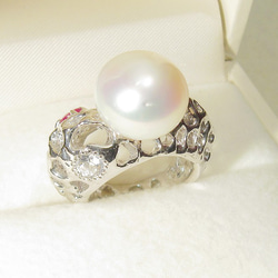 13mm南洋真珠とルビー、SV925、再生ダイヤモンドの指輪（リングサイズ：9～10号の方に推奨、ハート、ロジウム） 6枚目の画像