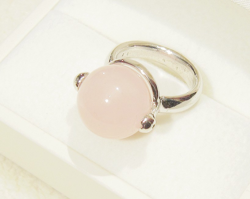 14mmローズクォーツとSV925の指輪（リングサイズ：10号、サイズ変更可、ロジウム、紅水晶）