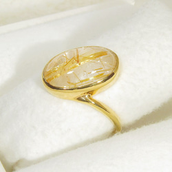 7.35ctルチルクォーツとSV925の指輪（リングサイズ：12号、サイズ変更可、24K張り、天然石、金線入り水晶） 4枚目の画像