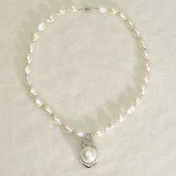 16-11mm,44cm 淡水パールネックレス_色彩豊かな真珠光沢のネックレス（バロック、真鍮、ロジウム加工、CZ） 2枚目の画像