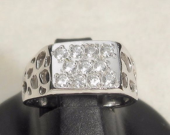 合成ダイヤモンドとSV925の指輪(リングサイズ：10.3号、ロジウムメッキ) 1枚目の画像