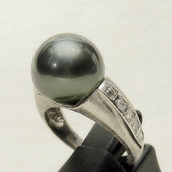 12mm南洋パールとダイヤモンド、プラチナの指輪（リングサイズ：11号、ダイヤモンド：0.294ct、Pt900） 3枚目の画像