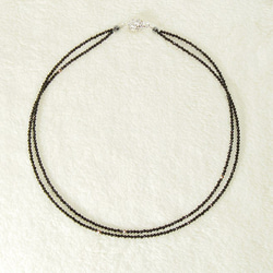 特価品－ブラックスピネルの2連ネックレス（42cm、2mm、マグネットクラスプ、天然石、ラインストーン） 5枚目の画像