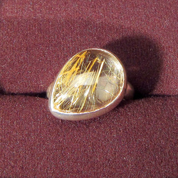 11.85ctルチルクォーツの指輪（リング：10号、メッキはロジウムかK18から選択、針入り水晶、金線入り水晶、ふくりん 1枚目の画像
