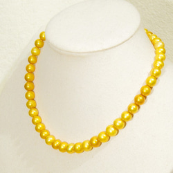 9.0-8.5mm本真珠（淡水）のネックレス（マグネット・クラスプ、ラインストーン、ゴールド色） 3枚目の画像