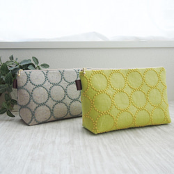 ラスト1【ミナペルホネン タンバリン 刺繍】大きめポーチ◎light green(黄色)のみ 1枚目の画像