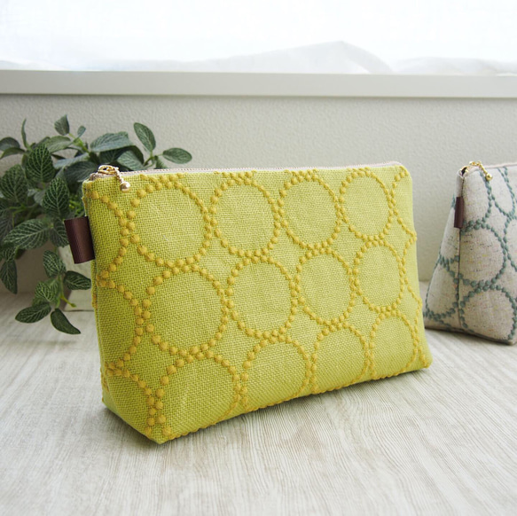 ラスト1【ミナペルホネン タンバリン 刺繍】大きめポーチ◎light green(黄色)のみ 7枚目の画像