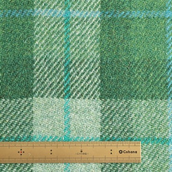 お洒落な冬支度に『Harris Tweed 　ハリス・ツイード　アップルグリーン』～ラベル1枚付き 48㎝単位でカット～ 5枚目の画像