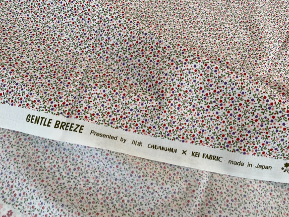 新入荷！『Kei Fabric （ケイファブリック） タイニーフラワー 110cm巾』～50㎝単位でカット～　 4枚目の画像