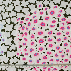 新商品！USA！『フリースピリット  ケイフ・ファセット　紫陽花のような花のデザイン』～50㎝単位でカット～ 2枚目の画像