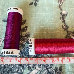 新色入荷！ギフトにも！フランス老舗糸メーカーAU VER A SOIE『絹糸6色セット　ROSE系 30m×6点』 2枚目の画像