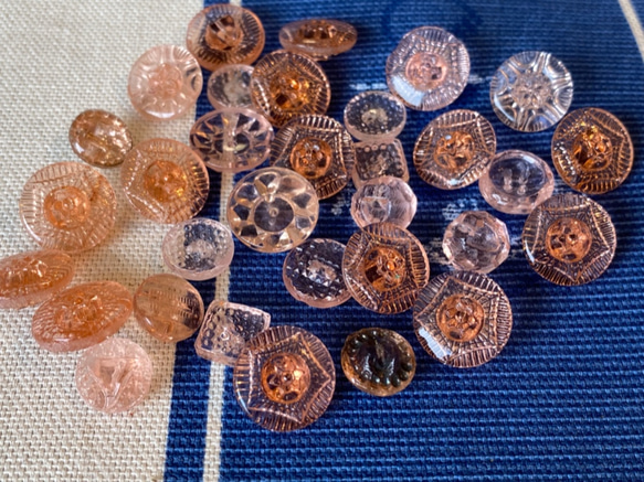 新商品！『ヴィンテージ チェコガラスボタン アンティーク ボタン