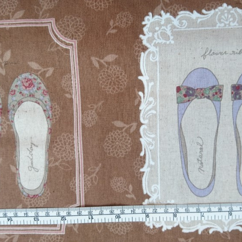 人気生地♪ダイワボウテックス 『可愛いシューズの絵柄 綿麻キャンバス