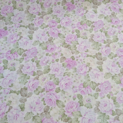 キルトゲイト♪ 優しい色合いバラ柄コットン布地『クリーム　Ｅ』～50㎝単位でカット〜 2枚目の画像