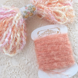 ちょこっとずつをセットに♪イタリア製色合いの可愛いふわふわ毛糸と、綺麗な色味のモヘア糸2つセット 3枚目の画像