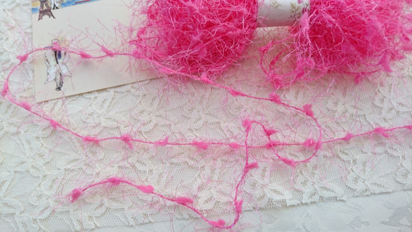 ちょこっと毛糸♪イタリア製　ポンポンが可愛いラメ入り毛糸～ピンク～ 3枚目の画像