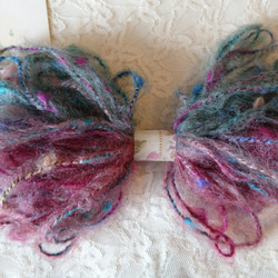 ちょこっとずつを巻いて♪トルコ製　ふわふわモヘアのお洒落毛糸～ピンク系×グレーグリーン～ 1枚目の画像