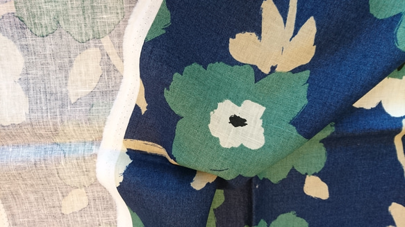 在庫限り！新商品『リネンプリント “Peony”　ブルー×グリーン』110㎝巾×50㎝カットクロス 5枚目の画像