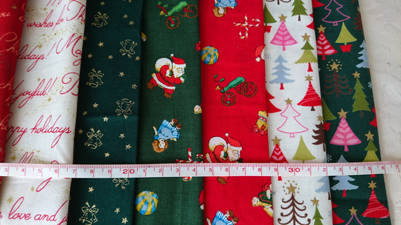在庫限り！毎年人気♪クリスマスセット！『様々なカラーのクリスマス布地♪』～カットクロス8枚セット　2018⑥ 6枚目の画像