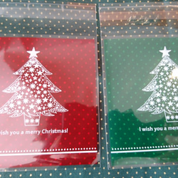 クリスマス♪『シンプルで使いやすい　クリスマスツリー柄バック　レッド　テープ留め付き』～100㎜×100㎜　20枚 5枚目の画像